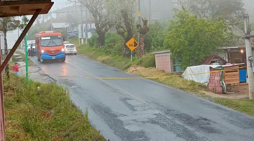 La zona fue acordonada por elementos de seguridad. (Isabel Zamudio)