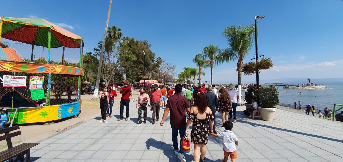 Rivera de Chapala punto turístico, a pesar del coronavirus (Juan Carlos Munguía)