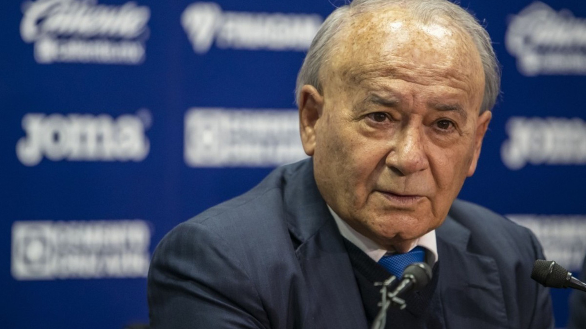 Abogado y ex director jurídico de Cruz Azul delatan a 'Billy' Álvarez