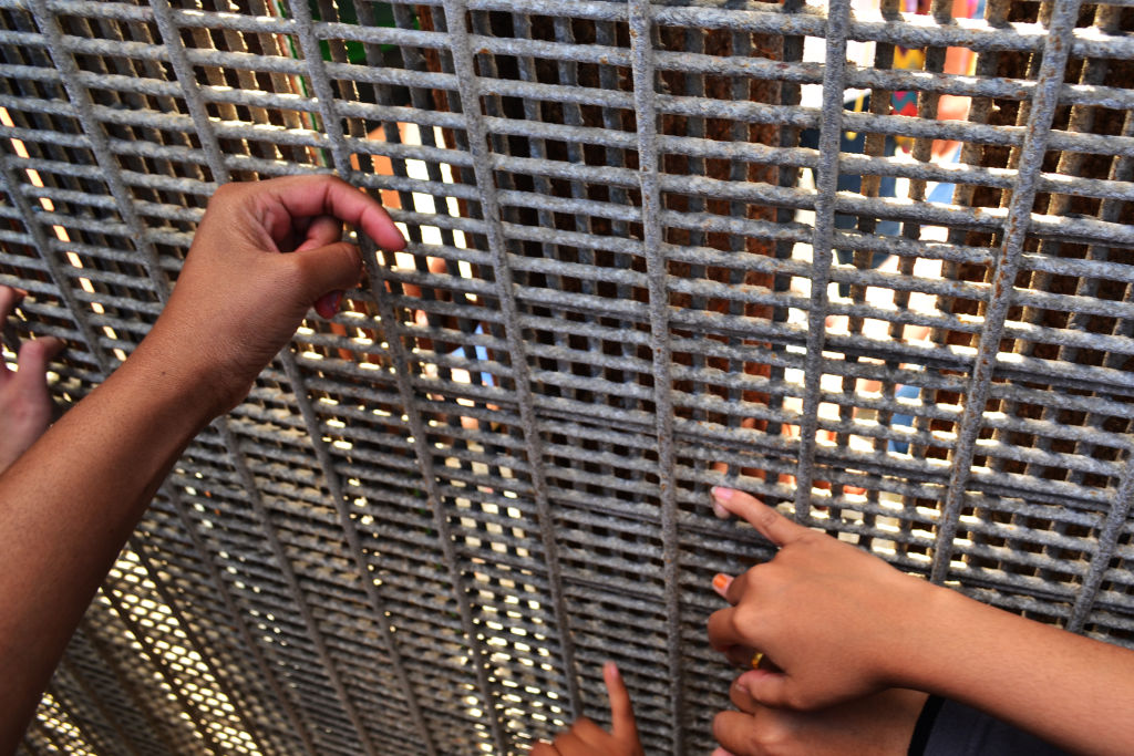 9 mil niños llegaron a la frontera en el mes de febrero, la cifra más alta desde mayo del 2019.