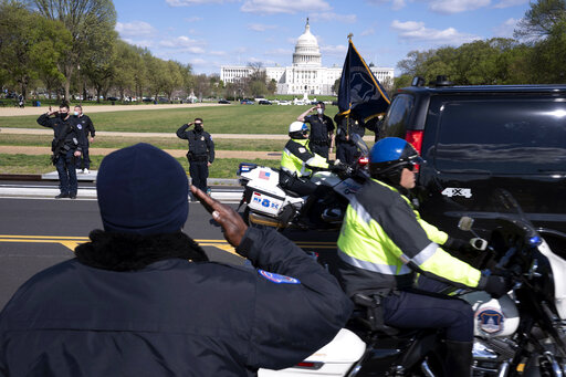 Los policías en el Capitolio de Estados Unidos han tenido que enfrentar dos hechos de seguridad este año. | AP