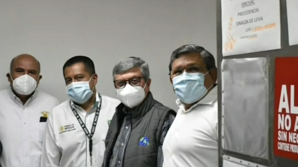 Reciben vacunas anticovid de Astrazeneca en Sinaloa