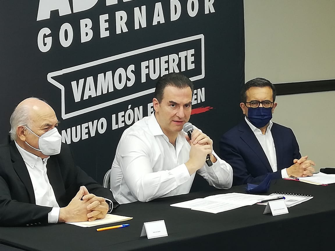 Adrián de la Garza Santos. Foto: Raúl Palacios