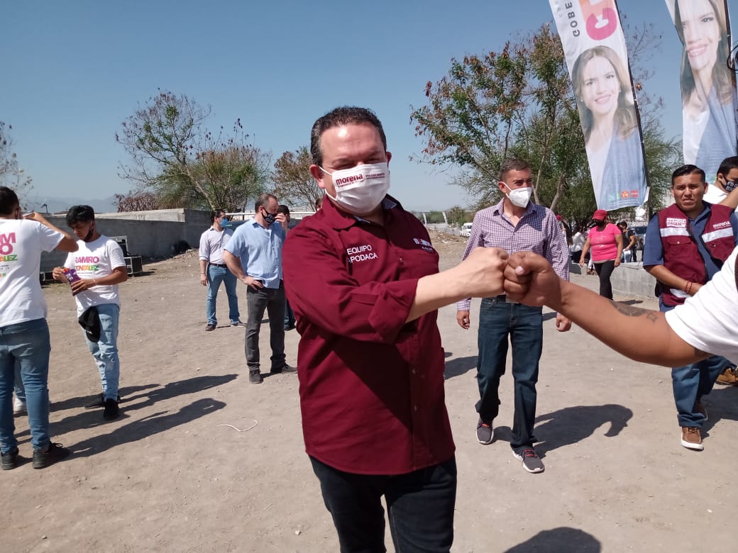 Benito Caballero, aspirante a la alcaldía de Apodaca por la coalición Juntos Haremos Historia.