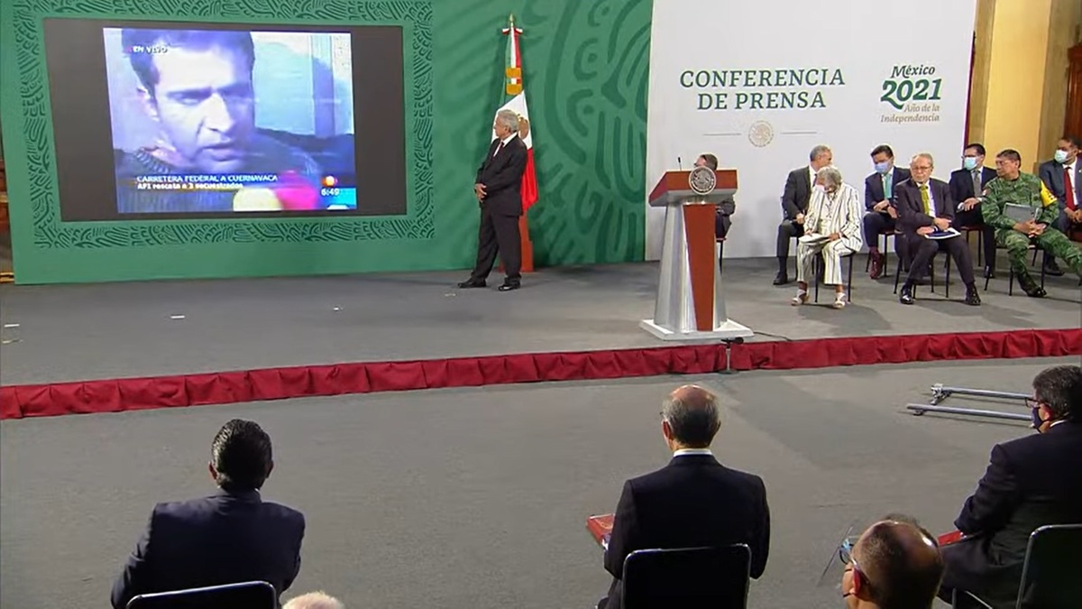 En l conferencia del Presidente se proyecto la detención de Israel Vallarta y Florence Cassez.