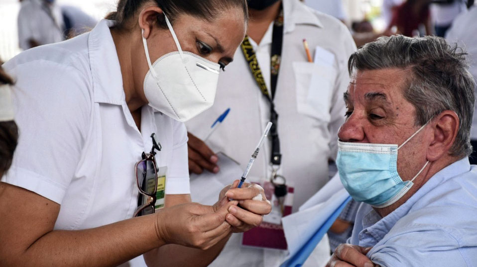 México alcanza más de 10 millones de vacunas anticovid aplicadas