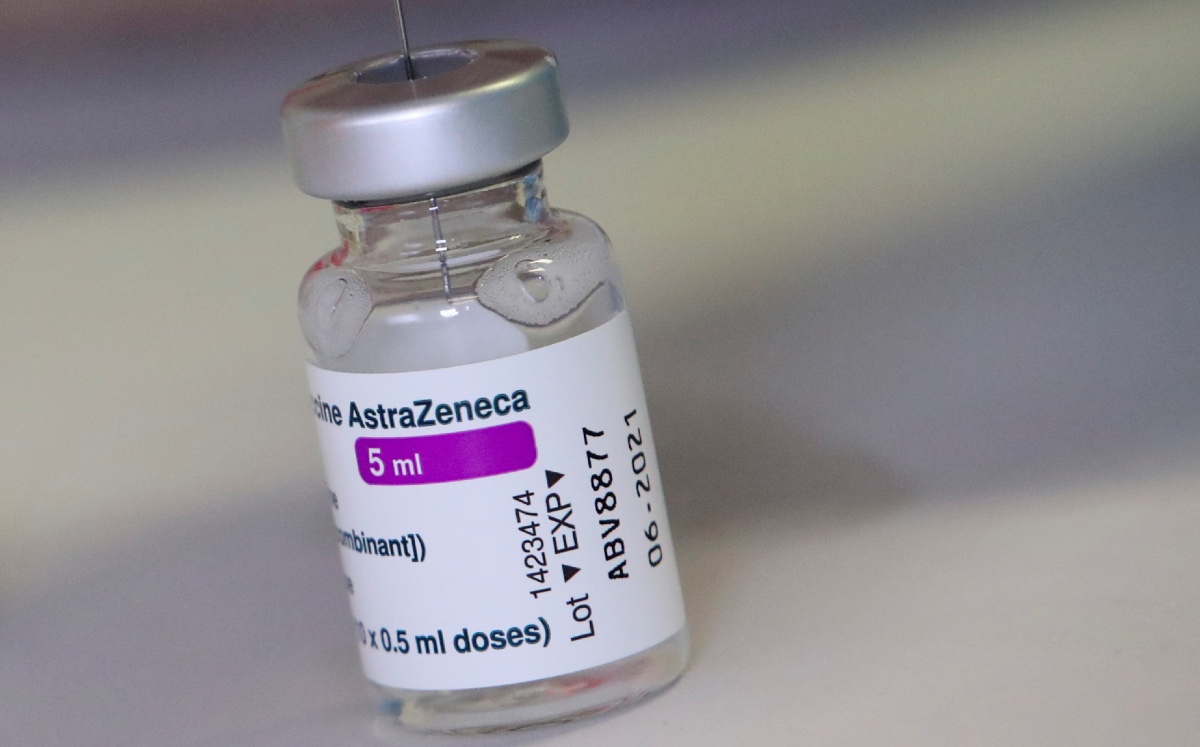 México seguirá utilizando la vacuna anticovid de AstraZeneca. (Reuters)