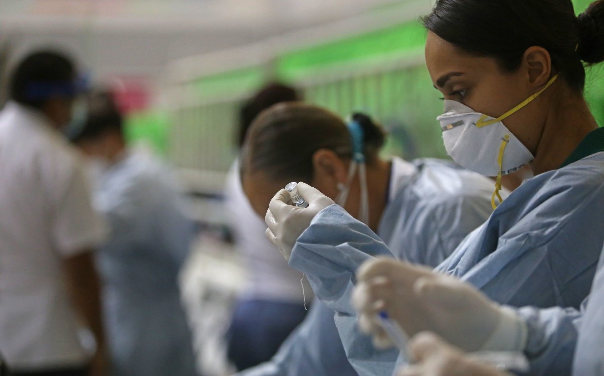 Se han aplicado más de 10.6 millones de vacunas; más de un millón con segunda dosis. (Cuartoscuro)