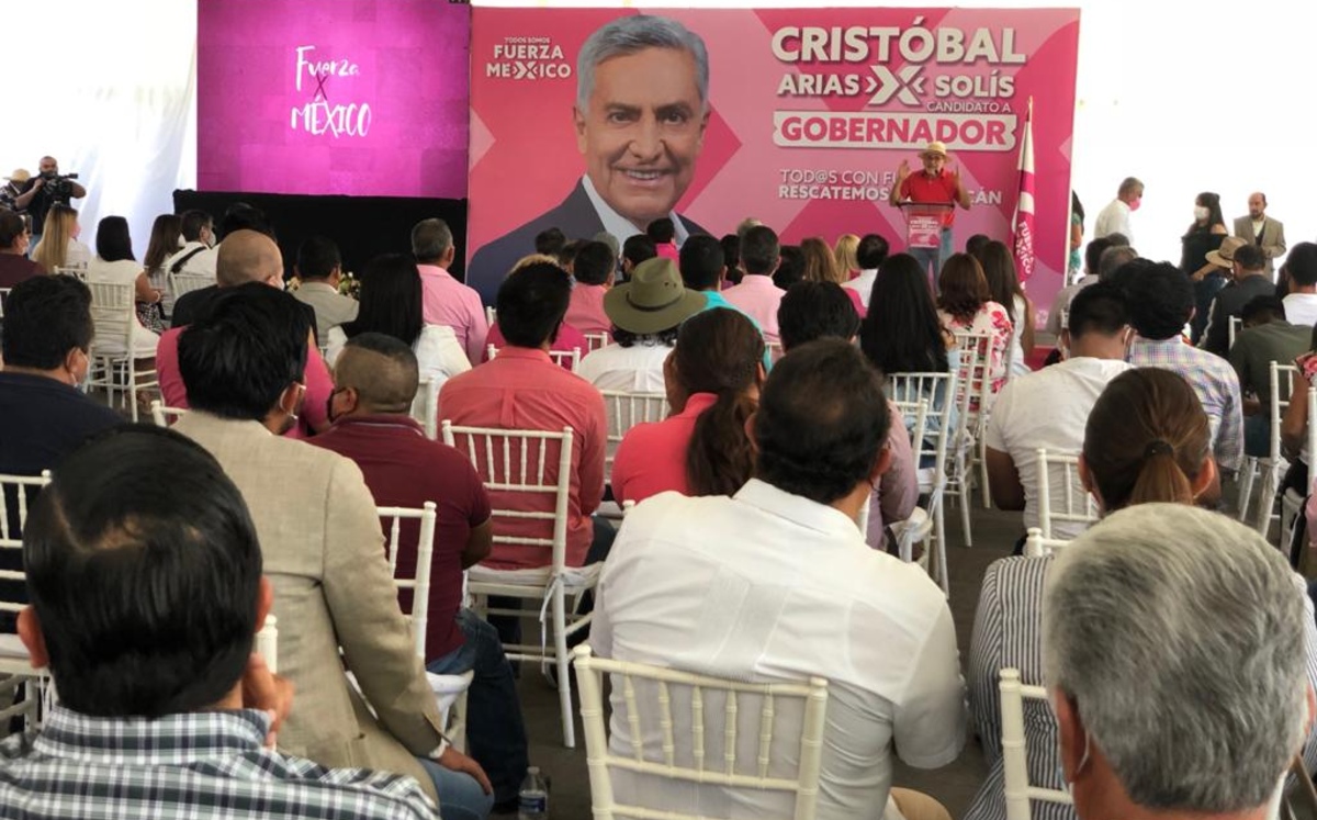 Cristóbal Arias Solís, candidato a gubernatura de Michoacán.