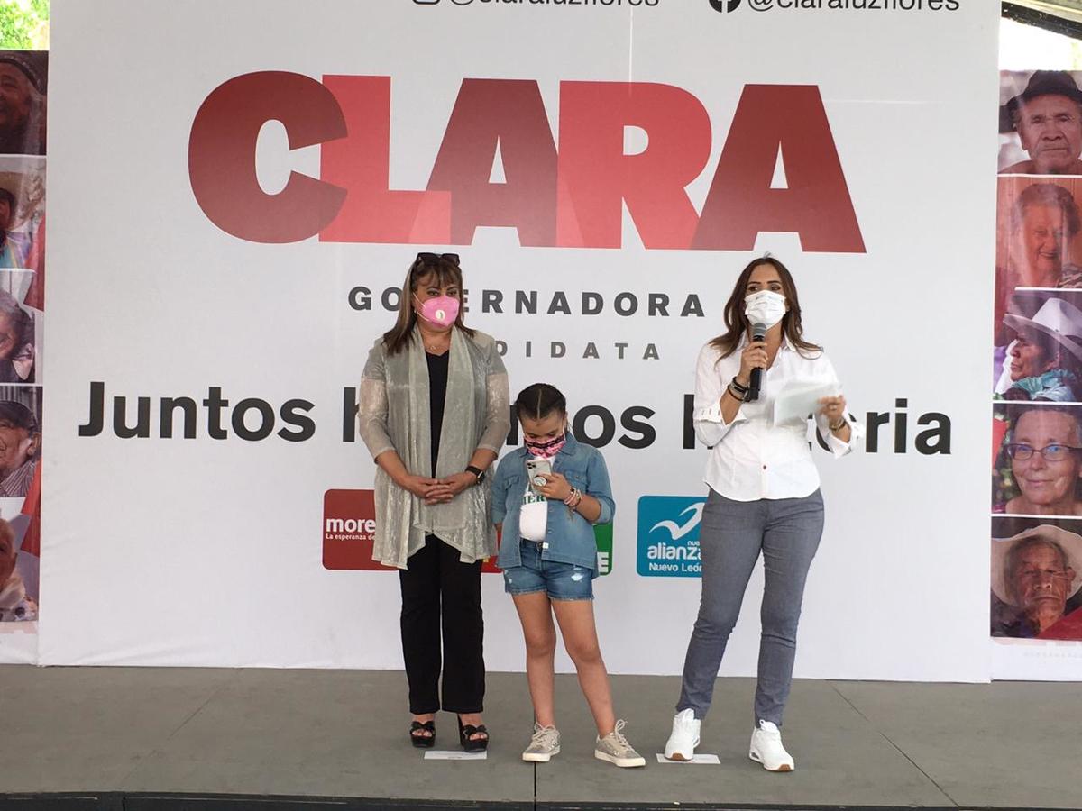 Clara Luz Flores, candidata a la gubernatura de Nuevo León por la coalición Juntos Haremos Historia.