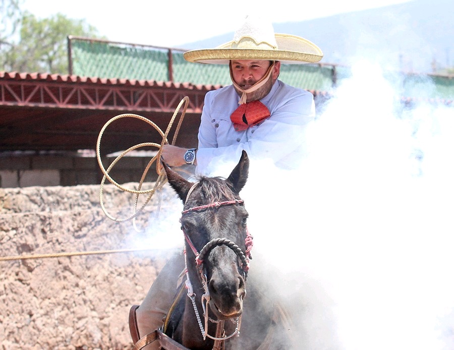 En el lienzo charro “El Calvario” de Huichapan, Hidalgo, se disfrutó la mejor competencia en lo que va de esta primera fase. (Especial)