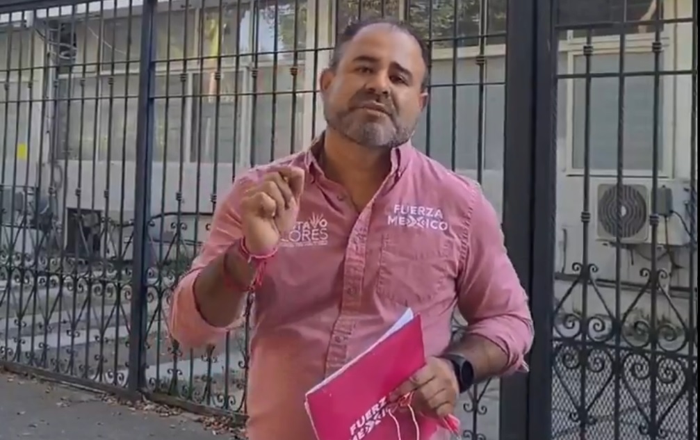 Gustavo Flores acudió a presentar oficialmente la impugnación ante el IEPC. (Especial)