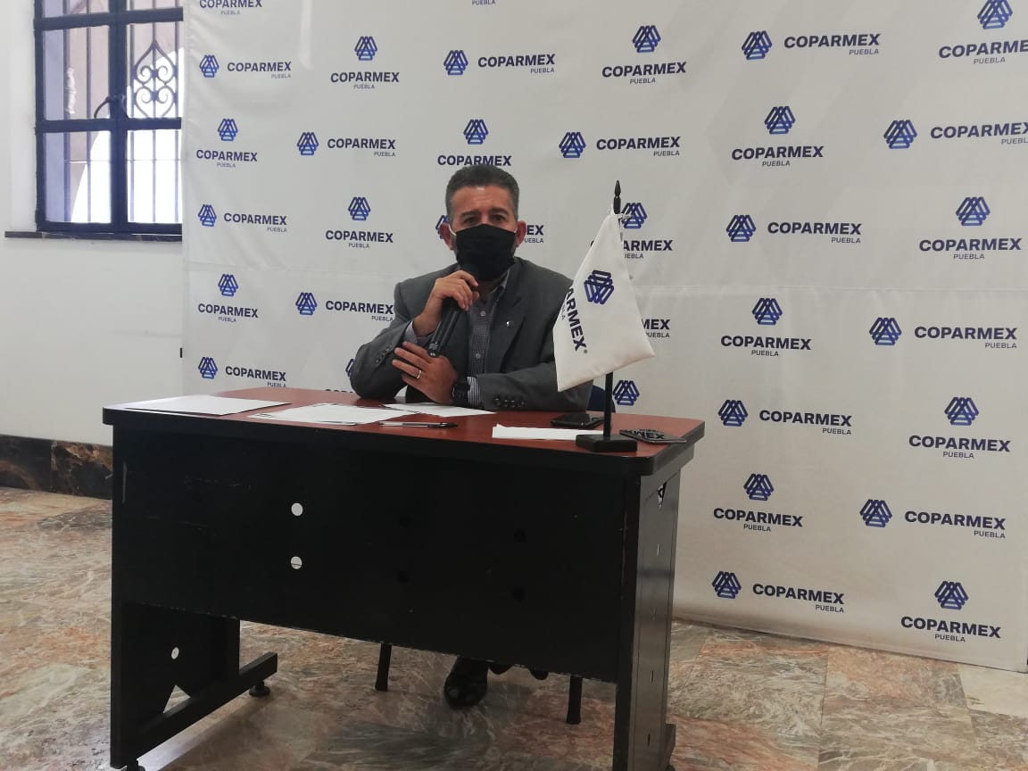 Coparmex exhortó a los aspirantes a una diputación federal a sumarse al reto. (Verónica López)