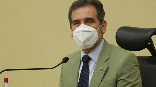 No voy a entrar en una disputa; el INE no es contraparte, es árbitro: Lorenzo Córdova