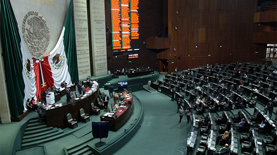 Gertz Manero y diputados analizan nueva Ley de la FGR; va a parlamento abierto