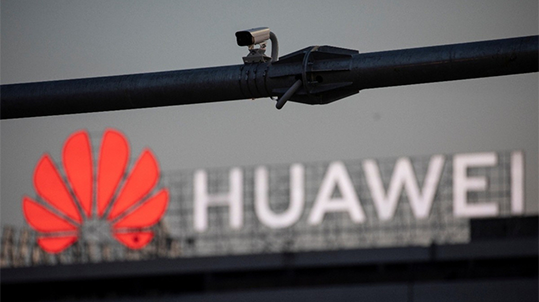Huawei busca dejar dependencia de chips; prepara incursión en sector automotriz