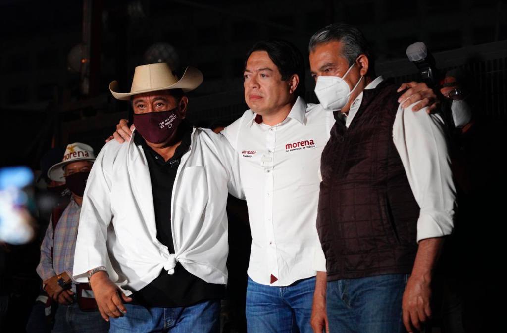 Mario Delgado junto a Félix Salgado y Raúl Morón (Twitter)