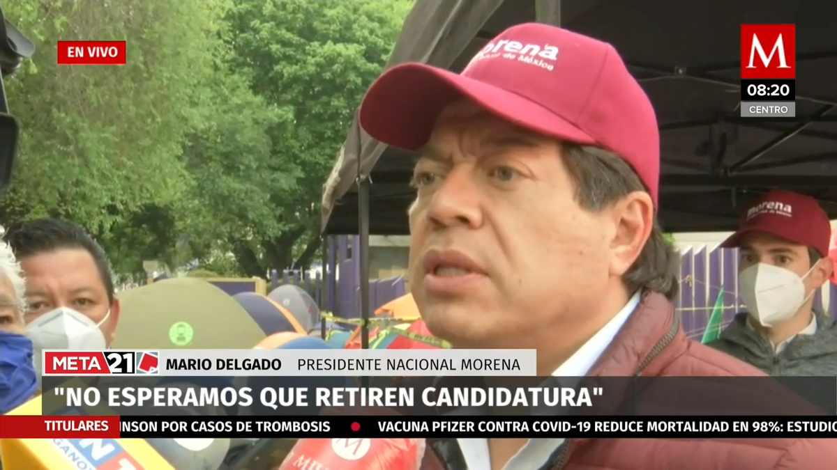 Félix Salgado y Mario Delgado permanecen afuera de las instalaciones del INE