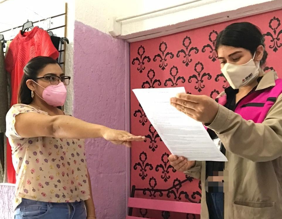 Toman protesta a ciudadanos que serán funcionarios de casilla en Tamaulipas. (Facebook INE)