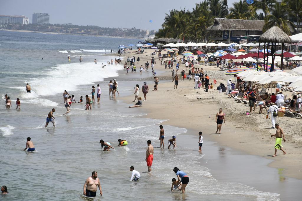 La Unidad de Protección Civil y Bomberos Estatal supervisó las playas de Jalisco. (Cortesía)