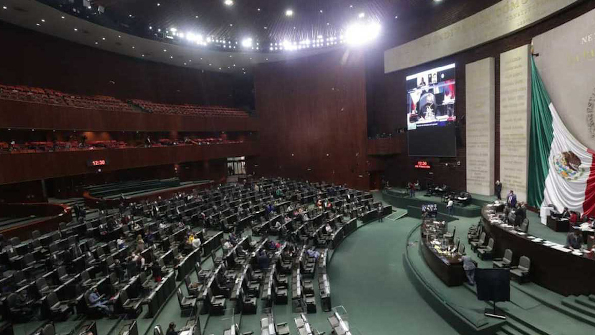 Diputados aprueban en lo general y particular prohibición del 'outsourcing'; va al Senado