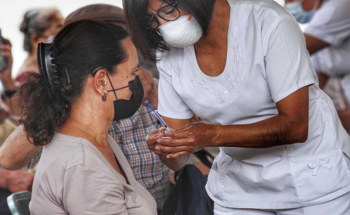Jornada de vacunación para adultos mayores. | Melanie Torres