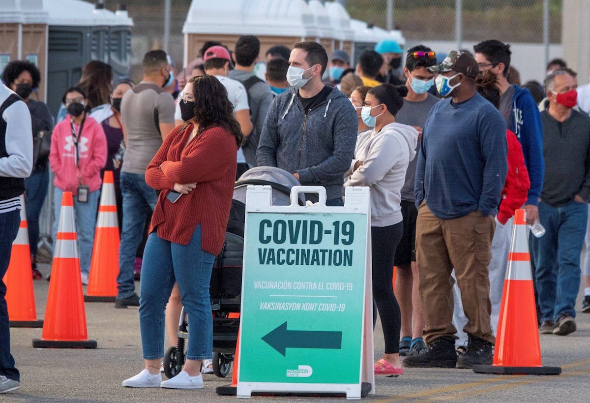 Los representantes demócratas esperan que Florida flexibilice las medidas para acceso a vacunas contra covid-19. | EFE