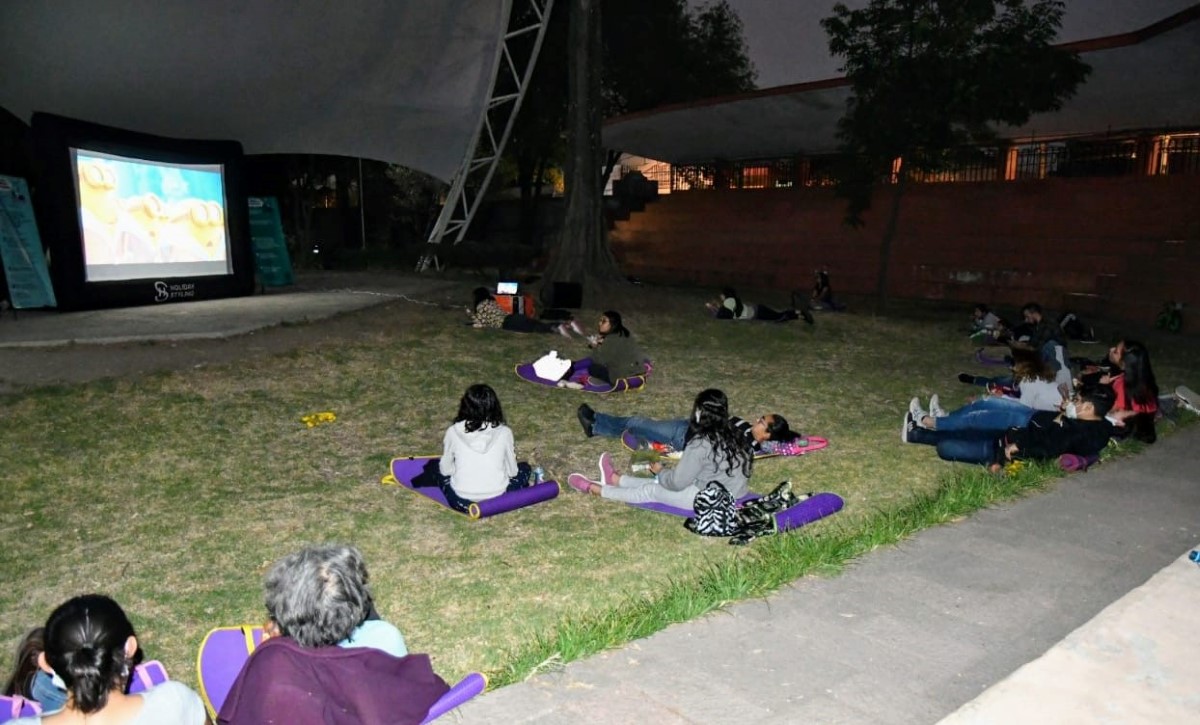 El bicicinema reanudará actividades el sábado 17 de abril. |  Especial