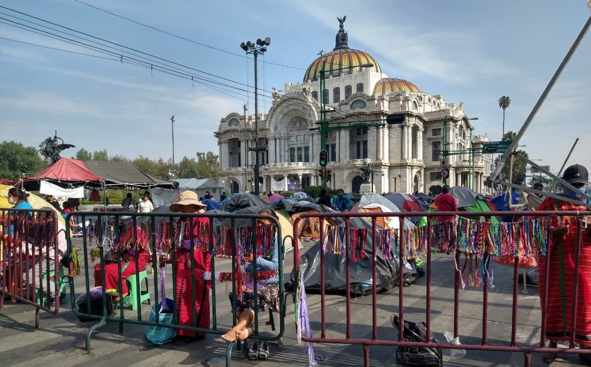 Los empresarios indicaron que buscarán llegar a un acuerdo para reabrir el paso a la zona comercial. | César Velázquez