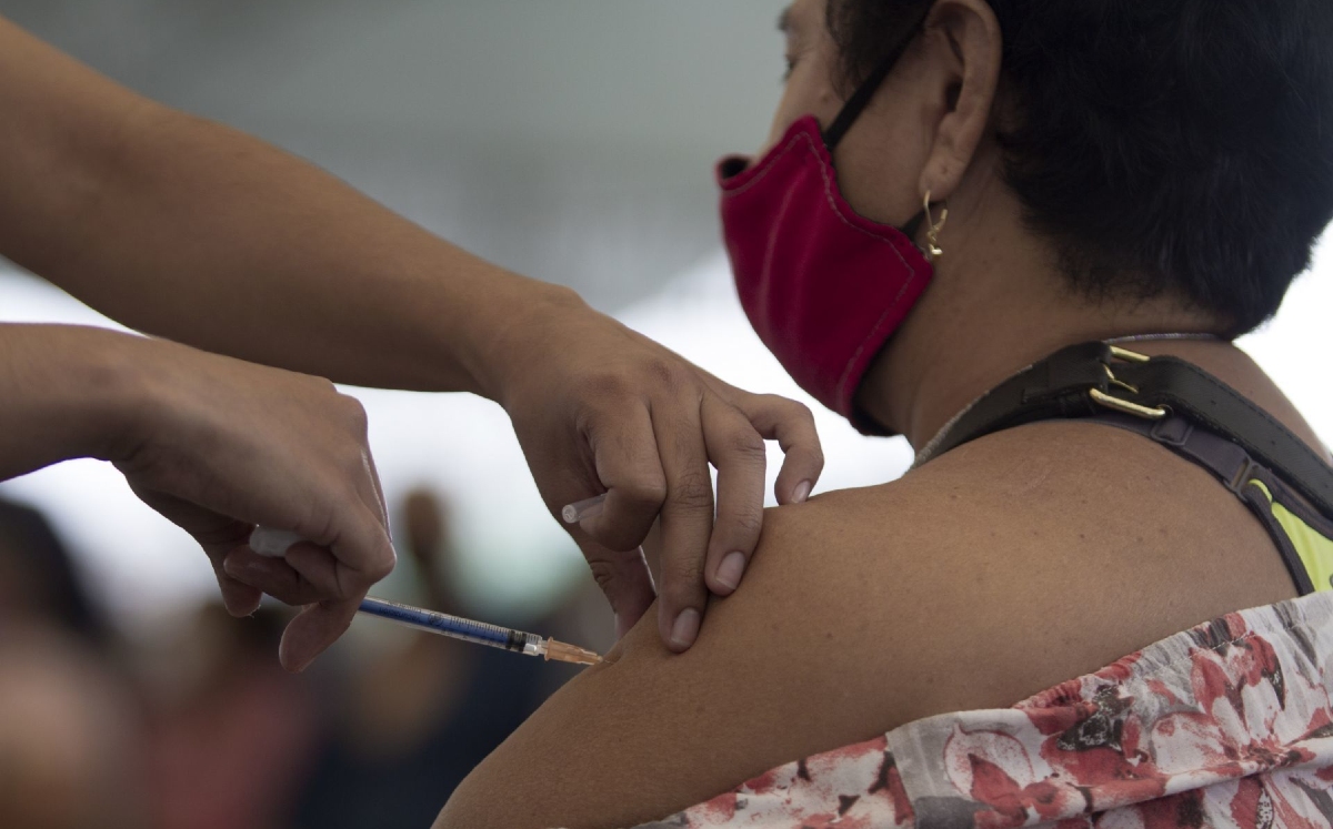 La próxima semana iniciará el proceso de vacunación contra el covid-19 al personal de salud. (Cuartoscuro)