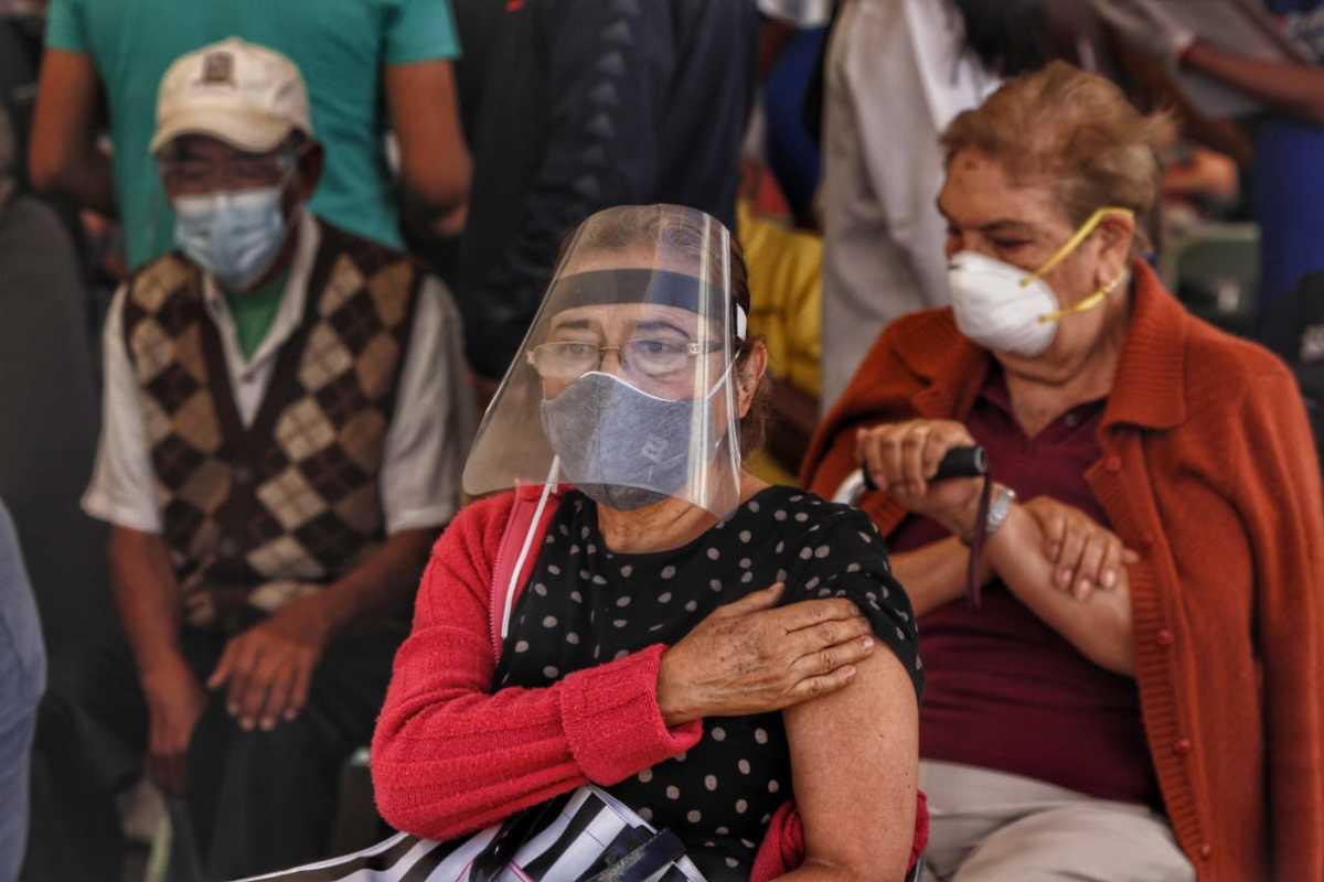 Vacunación en Puebla. (Melanie Torres)