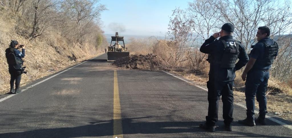 Las autoridades quitaron los bloqueos puestos por el crimen organizado, (SSP Michoacán)