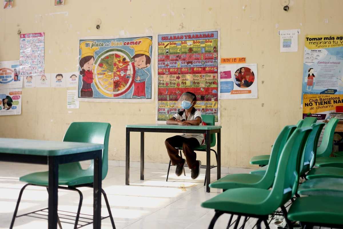 Los 3 filtros para prevenir los contagios son: el de casa, lavarse las manos y usar cubrebocas. |Ariana Pérez