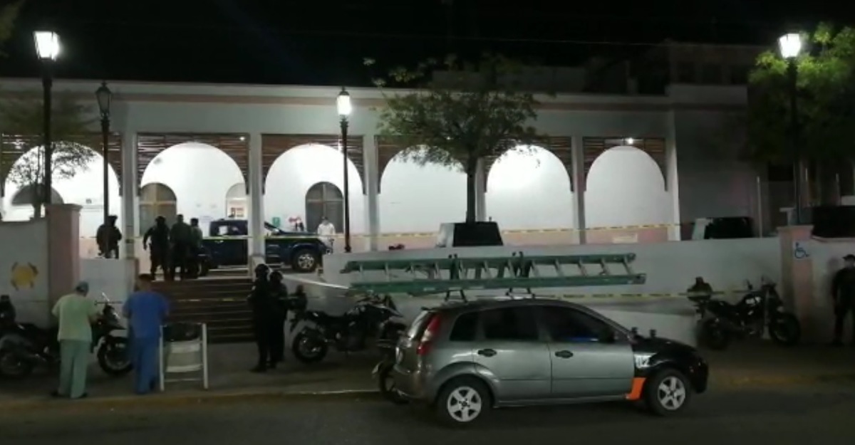 Los jóvenes fallecieron en un hospital de Sinaloa debido a impactos de bala. (Especial)