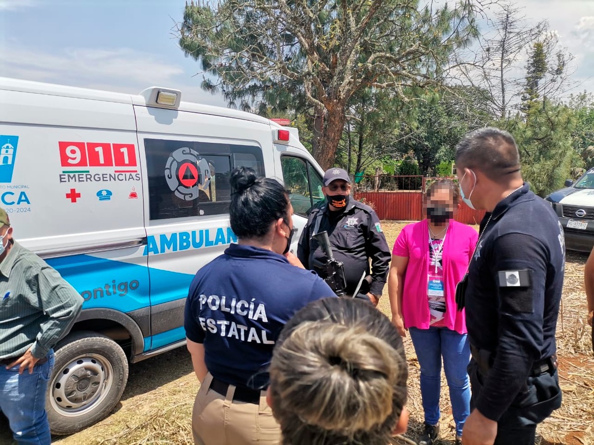 Agentes y familiares realizaron recorridos a pie y en unidades operativas durante varias horas. (Cortesía)