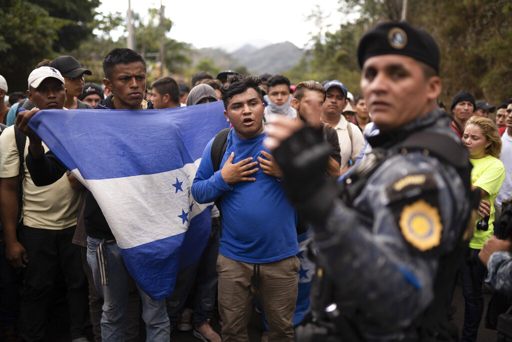 En Centroamérica, la gente migra hacia EU falta de oportunidades y violencia. (AP)