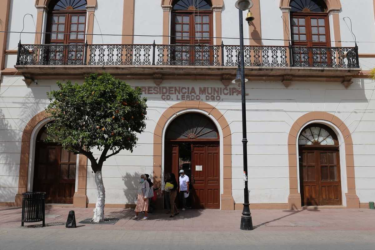 Seis funcionarios del municipio de Lerdo renunciaron a sus cargos. (Rolando Riestra)
