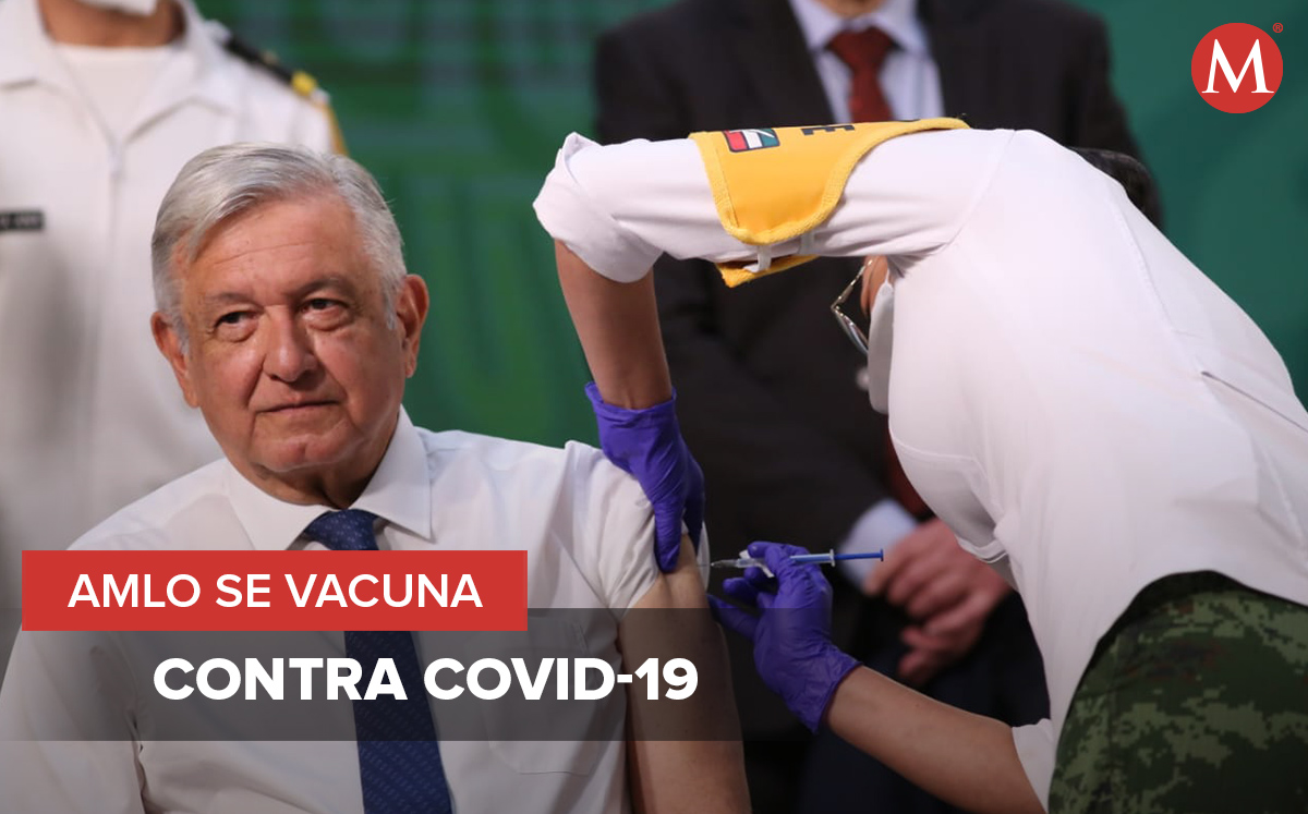 El Presidente recibió la primera dosis del antígeno de AstraZeneca durante su conferencia. (Octavio Hoyos)