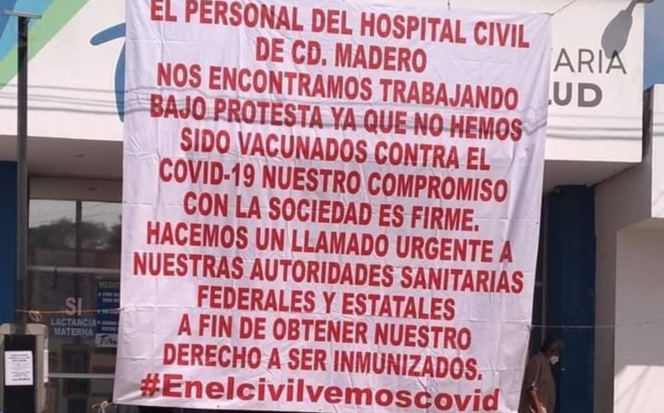 Trabajadores del Hospital Dr. Heriberto Espinoza Rosales de Ciudad Madero protestan con manta