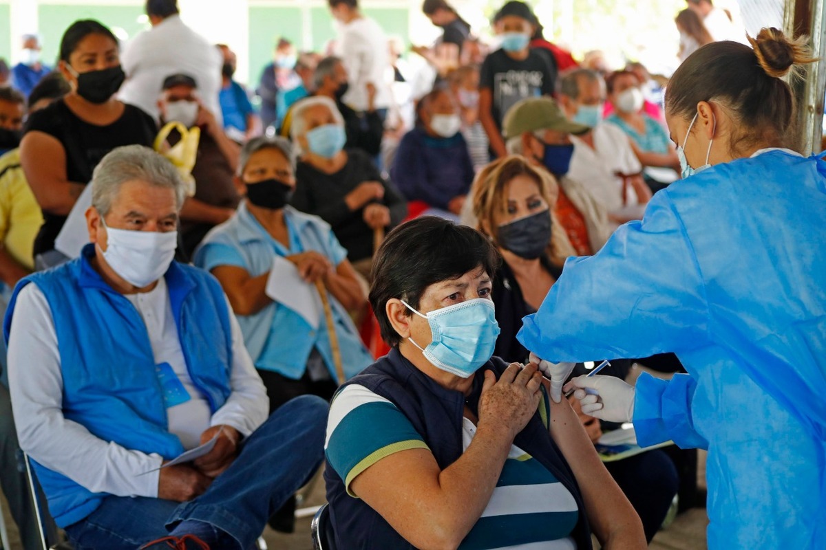 Aumentan los casos positivos de coronavirus en Jalisco (Fernando Carranza)