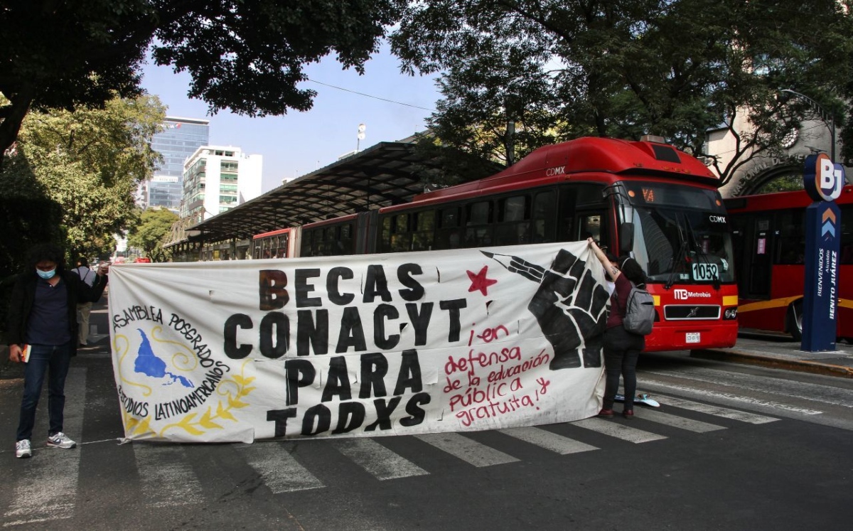 El Conacyt argumentó ahorros con la cancelación del estímulo a científicos del sector privado. (Cuartoscuro)
