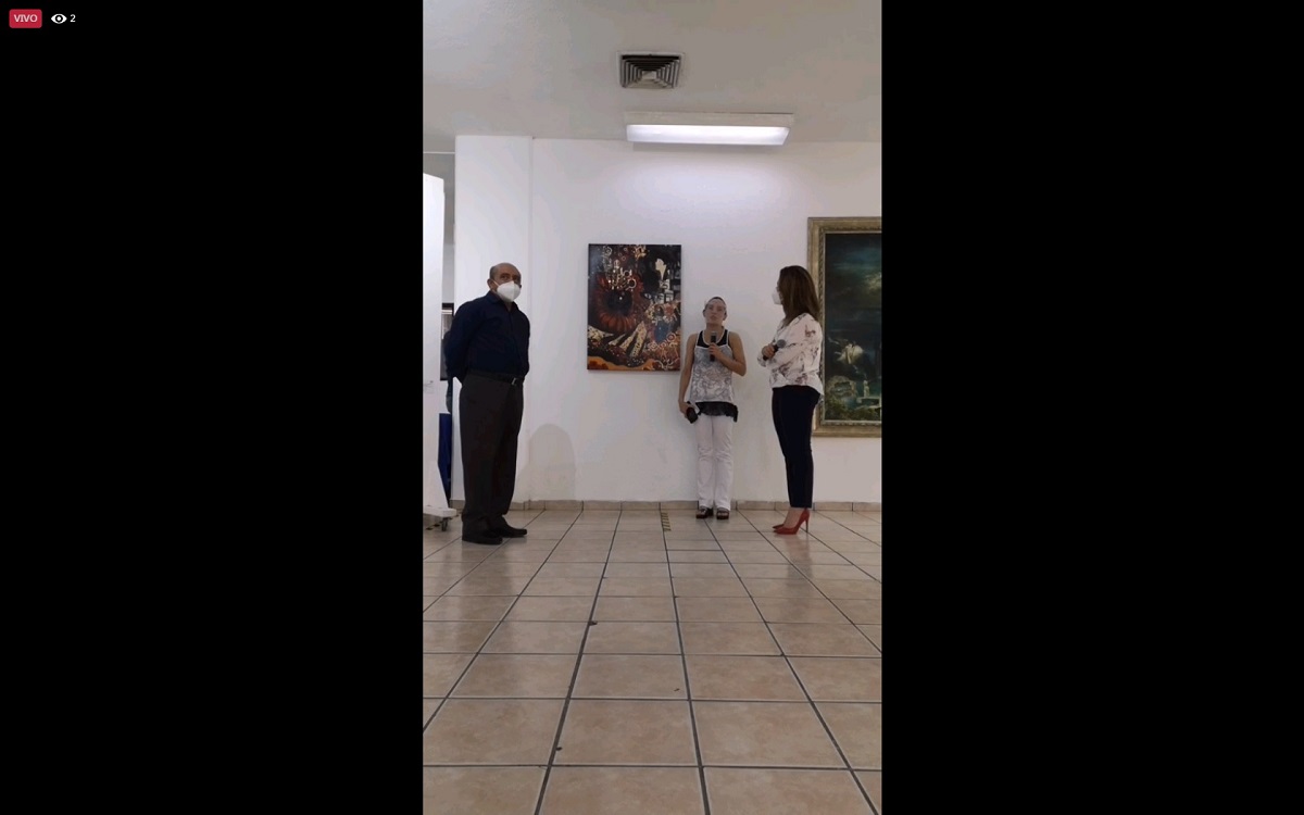 Juan Noé Fernández, Sandra López Chavarría y Lily Barrera en la Galería de Arte del Departamento de Difusión Cultural de la UAdeC Coordinación Unidad 