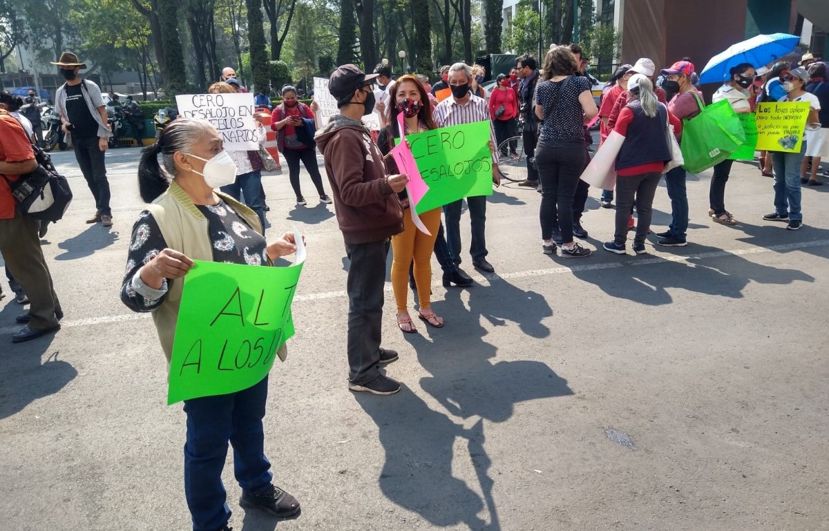 Los manifestantes bloquearon la avenida Niños Héroes, por varios minutos. | César Velázquez