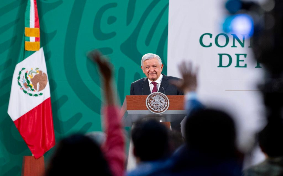 El presidente Andrés Manuel López Obrador en conferencia matutina. (Cortesía)