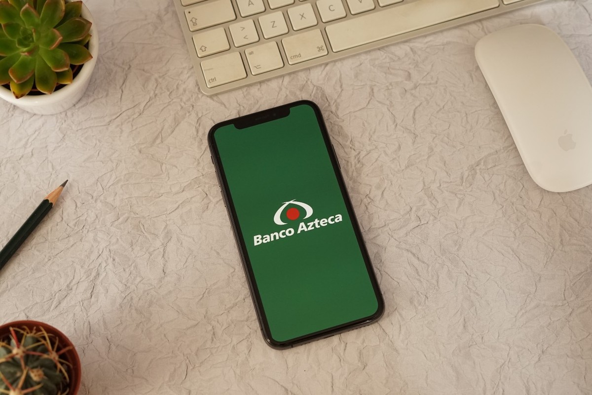 La aplicación de Banco Azteca presentó fallas en transferencias vía SPEI| Foto: Shutterstock