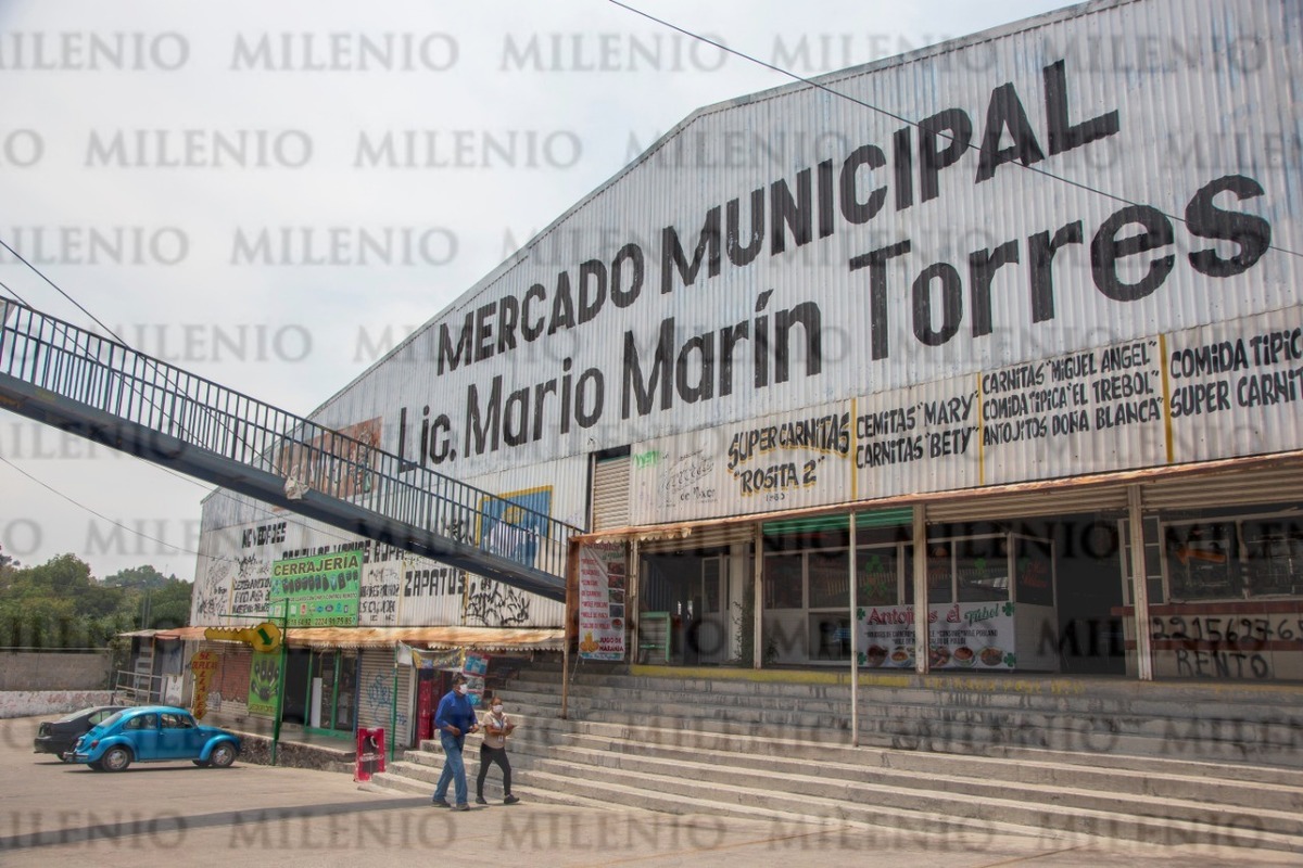 Al llegar a Totimehuacán lo primero que se aprecia es el mercado Mario Marín torres | Andrés Lobato