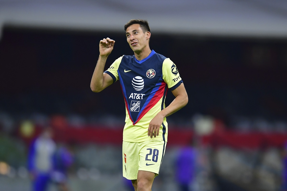 Mauro Lainez en un partido con América (Mexsport)