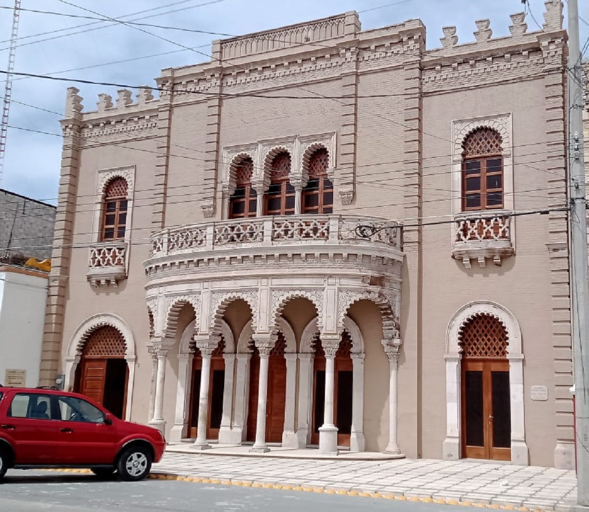 A través de la página de Casa de Música de Torreón se podrá disfrutar del concierto en vivo en punto de las 7 de la tarde. (Claudia Luévanos)