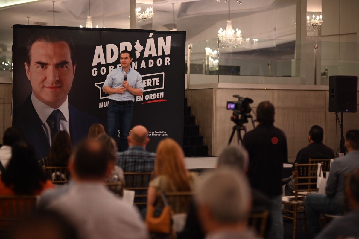 El candidato a la gubernatura de Nuevo León, Adrián de la Garza. Foto: Especial