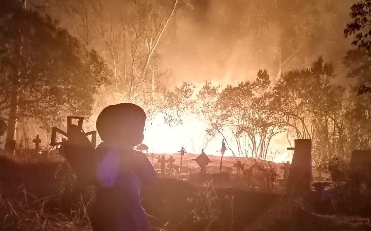 El incendio ocurrió dentro del Panteón de Dolores. | Enrique Luna